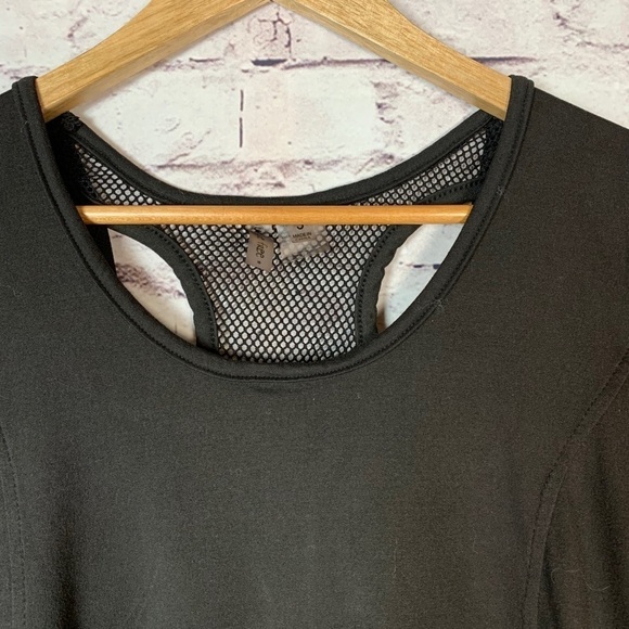 Just Be Free Black Athletic Tee - Picture 3 of 8